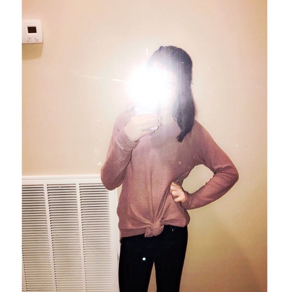 Meet your Posher, Alivia